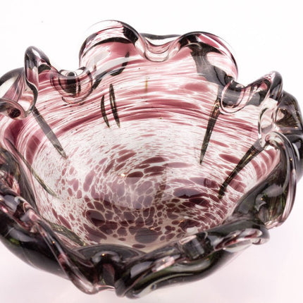 Schaal van geblazen glas