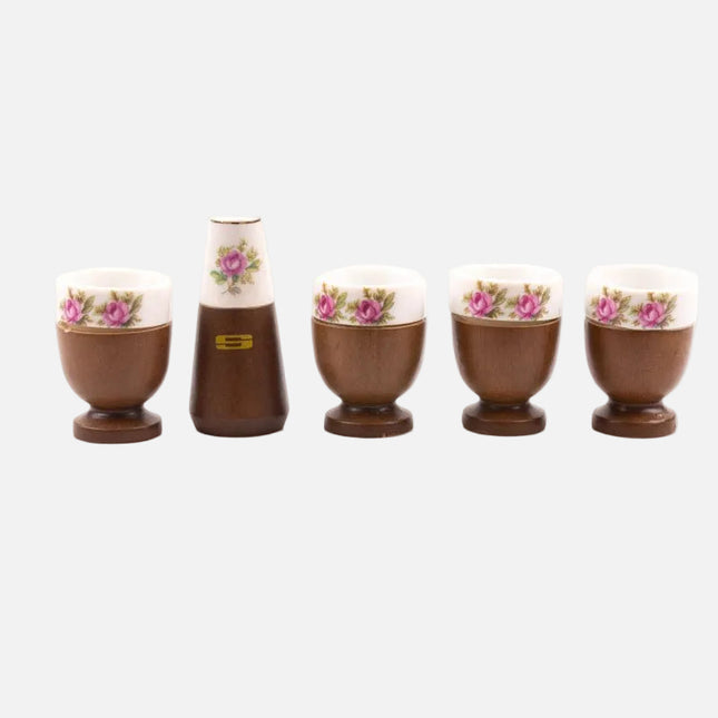 Set de 4 coquetiers et salière en porcelaine et bois dans boîte d'origine