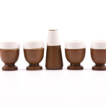 Set of 4 egg cups and salt shaker