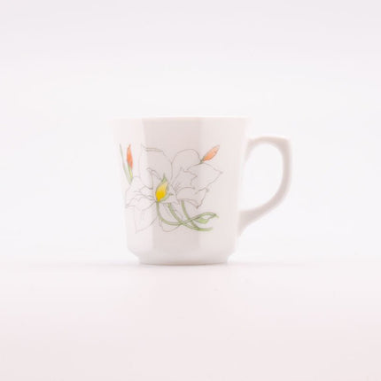 Tasse blanche octogonale Arcopal 