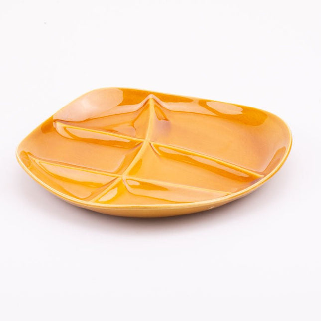 Assiette à 6 compartiments en faïence Salins orangeâtres