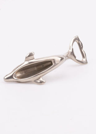 Vintage chromen flesopener in de vorm van een dolfijn