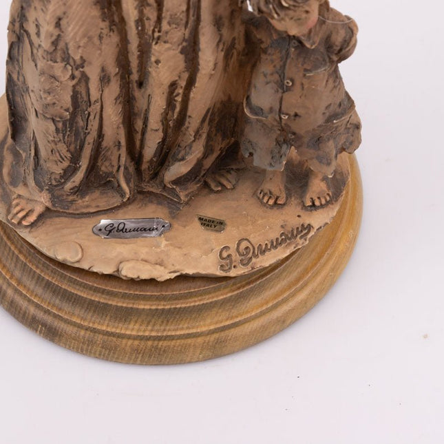 Statuette La femme gitane de Giuseppe Armani porcelaine
