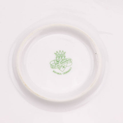 Plat Graf Von Henneberg en porcelaine avec motifs fleuris