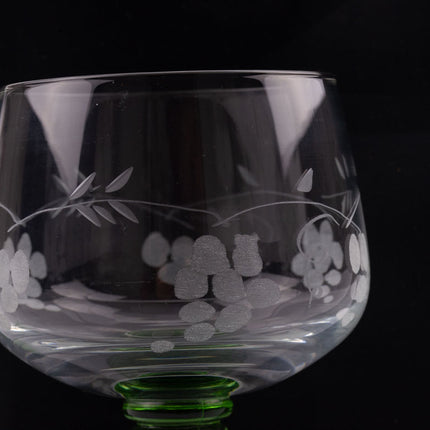 4 verres à vin blanc d'Alsace avec pied vert