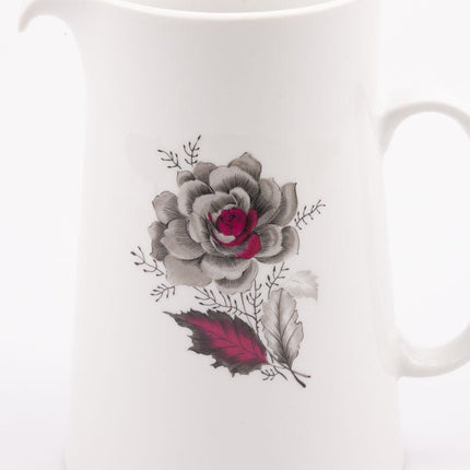 Carafe en porcelaine blanche Mosa avec motif fleuri