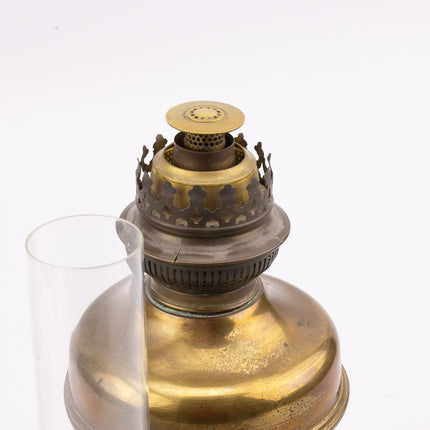 Oil lamp