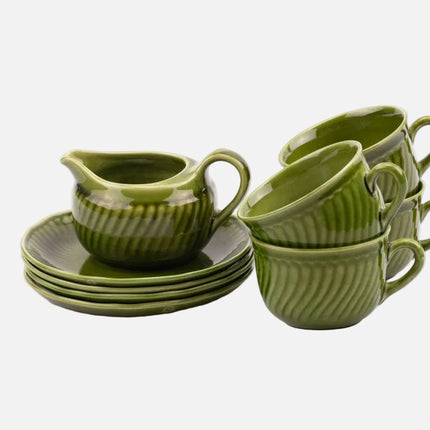 Lot de 4 tasses et pot à lait Boch en porcelaine verte