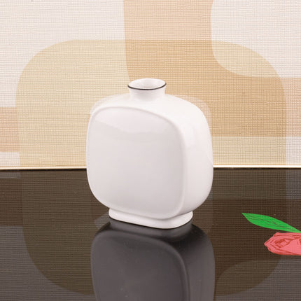 Petit vase vintage Pierrot en céramique blanc années 80