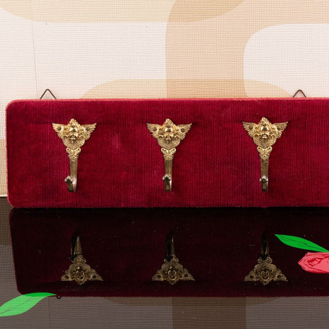 Porte-manteau vintage en velours rouge à 3 crochets
