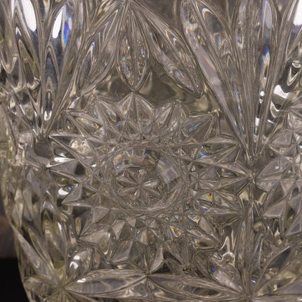 Grand vase en cristal taillé