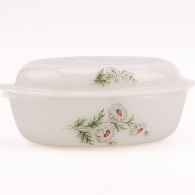 Plat au four vintage Arcopal Marguerite blanc aux motifs fleuris
