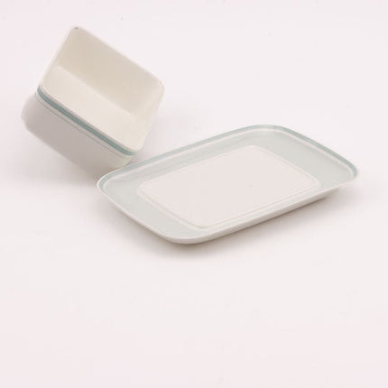 Beurrier Villeroy et Boch en porcelaine blanche avec ligne verte