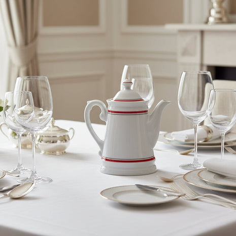 Cafetière en porcelaine Winterling blanche avec lignes rouges
