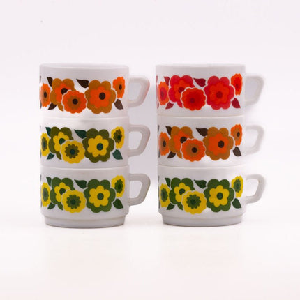 6 tasses blanches Arcopal avec motifs fleuris collection Lotus 