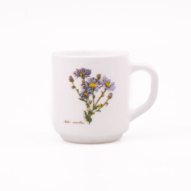 Mug vintage Arcopal blanc avec un motif fleuri collection Botanique