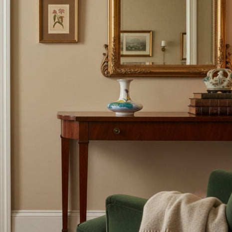 Petit vase vintage en porcelaine blanche avec motifs bleus de CEAC