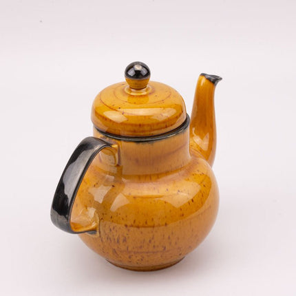 Cafetière vintage en porcelaine orange de Boch modèle Palma