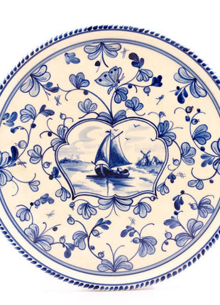 Plateau vintage blanc avec des motifs bleus en porcelaine Victoria