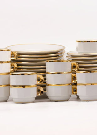 Rare service à dessert et à café Pillivuyt en porcelaine blanche liseret doré 12 personnes blanc