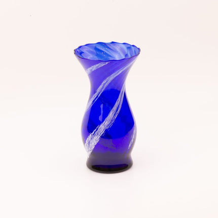 Blauwe vaas van geblazen Murano-glas