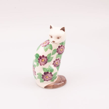 Chat vintage blanc en porcelaine à motifs de fleurs mauves et vertes