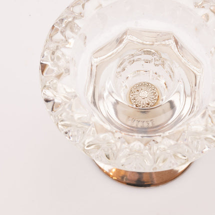 Set de 2 bougeoirs en verre sur pied en métal argenté