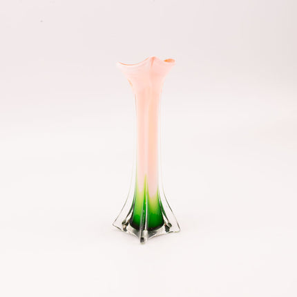 Vase en vert en forme de fleur vert et orange de style murano longiligne