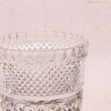 Grand vase en cristal élégant ciselé transparent style Art Déco