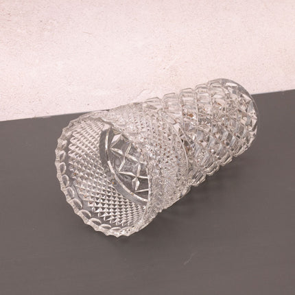Grand vase en cristal élégant ciselé transparent style Art Déco