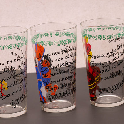 Set de 5 verres sur le thème de la vigne avec dessins et textes de chansons