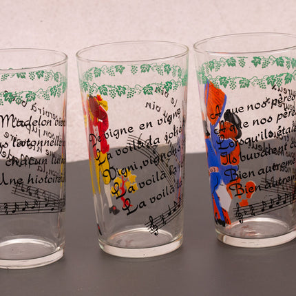 Set de 5 verres sur le thème de la vigne avec dessins et textes de chansons