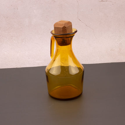 Carafe en verre fumé jaune et bouchon en liège et bois petite hanse