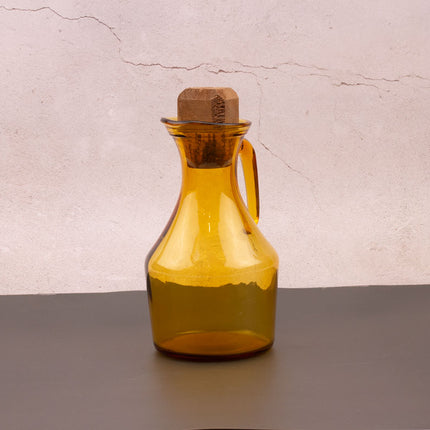 Carafe en verre fumé jaune et bouchon en liège et bois petite hanse