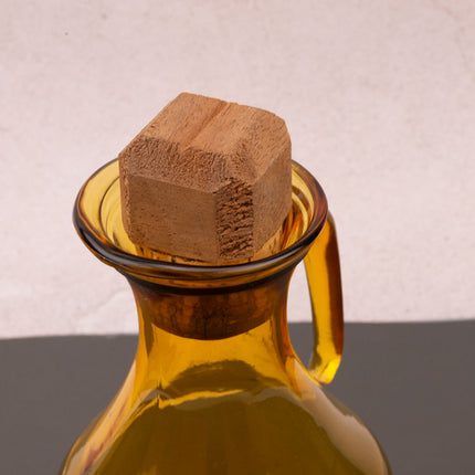 Carafe en verre fumé jaune et bouchon en liège et bois petite hanse