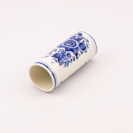 Vase vintage conique blanc à motif bleu floral peint à la main Royal Delfts Blauw