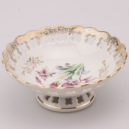 Petite coupelle ancienne fleurie en porcelaine délicate