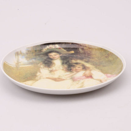Assiette décorative Victorian portrait of Joyce and Monica show