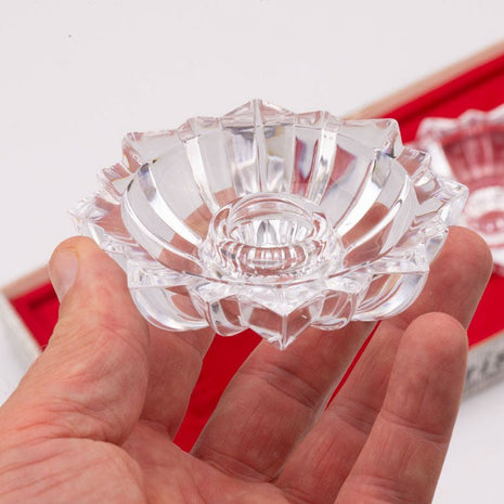 Paire de bougeoirs en étoile en cristal d'Arques dans leur boîte d'origine