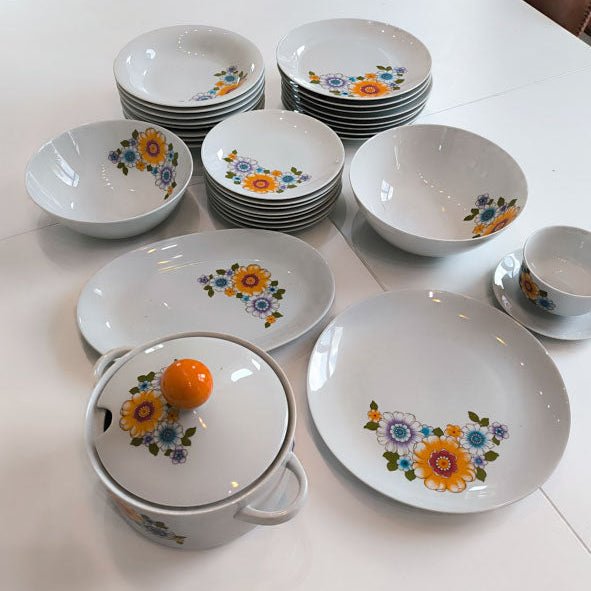 Service complet vintage en porcelaine 8 personnes assiettes plats soupière saucière Mitterteich
