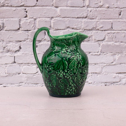 Pichet vintage Wedgwood en majolique anglaise vert vert