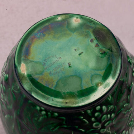 Pichet vintage Wedgwood en majolique verte - Vigne et raisin