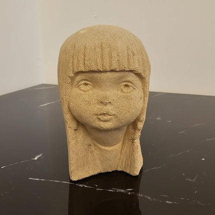 Sculpture tête de fille en grès Stone Art handmade