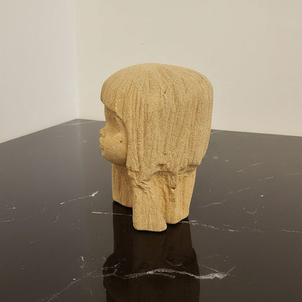 Sculpture tête de fille en grès Stone Art handmade