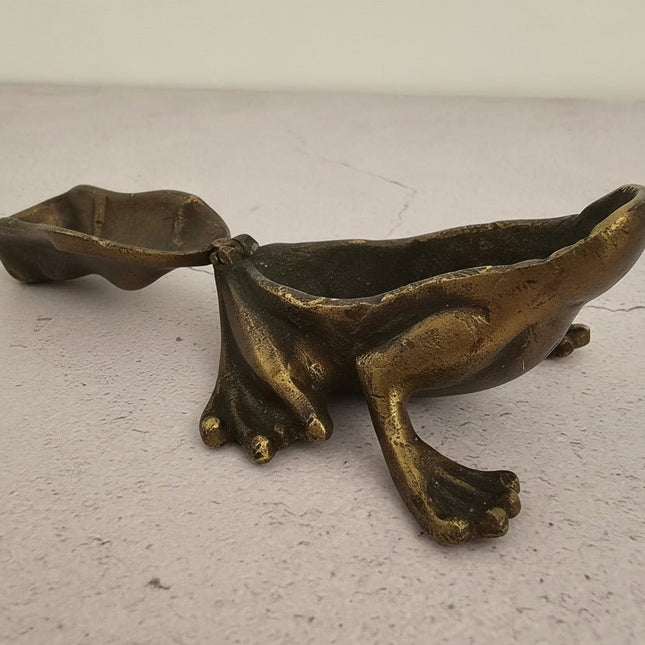 Petite boîte de rangement en forme de grenouille en laiton massif