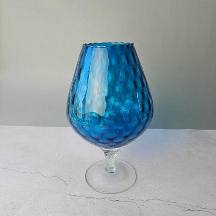 Vase verre soufflé bleu sur pied art d'Empoli