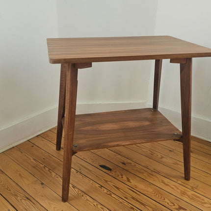 Table d'appoint vintage à double plateau style scandinave