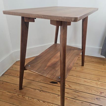 Table d'appoint vintage à double plateau style scandinave