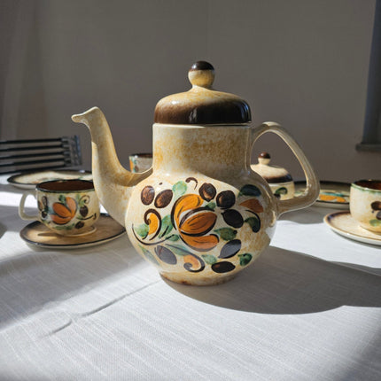 Complete koffieset voor 10 personen van Boch, Corfu-serie