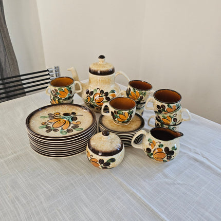 Complete koffieset voor 10 personen van Boch, Corfu-serie